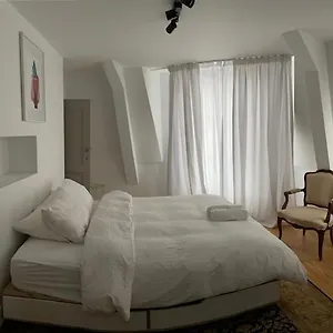  Appartement Duplex Dernier Etage Avec Terasse A Deux Pas De La Grand Place België